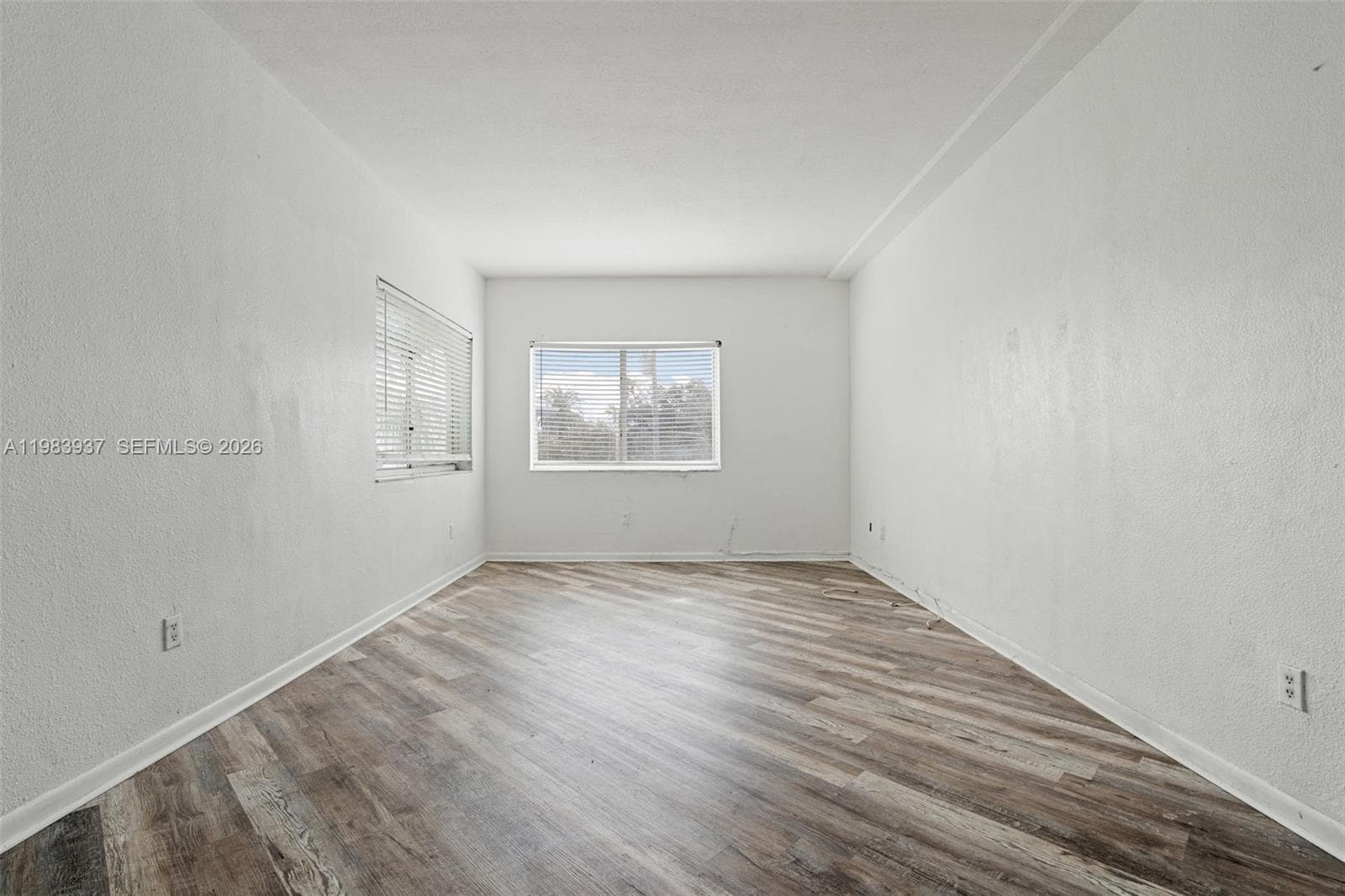 1185 Marseille Dr 202 photo 6