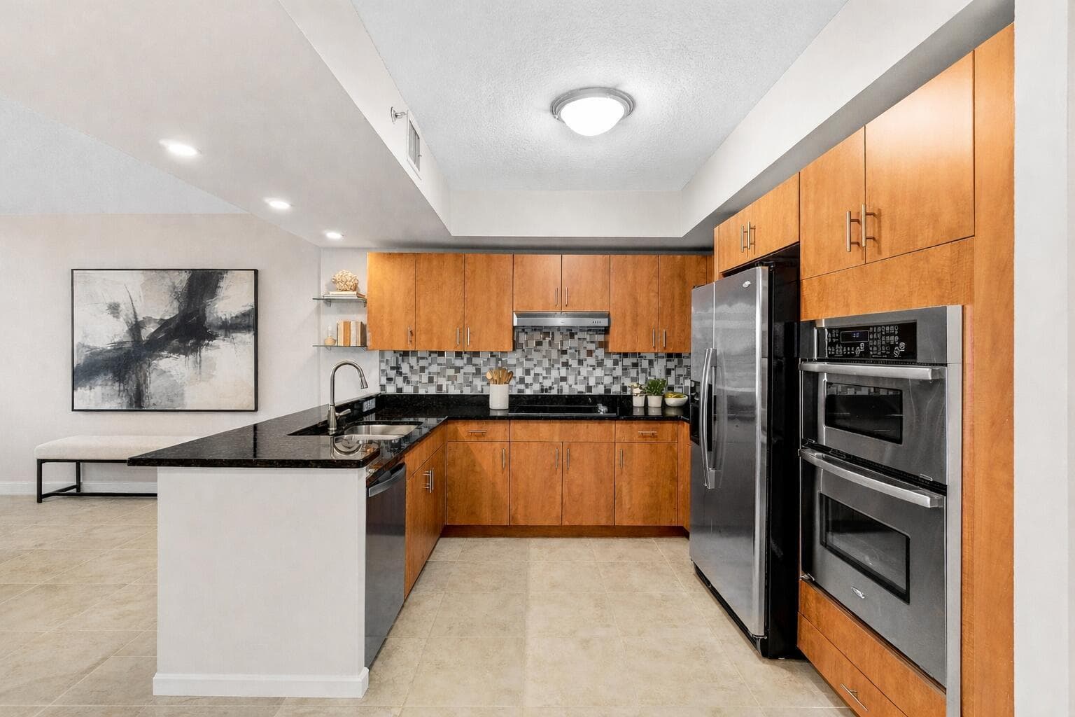 2700 N Federal Highway 303 photo 5