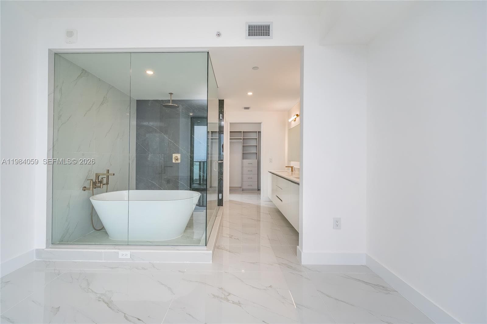 700 24th St 3504 photo 23