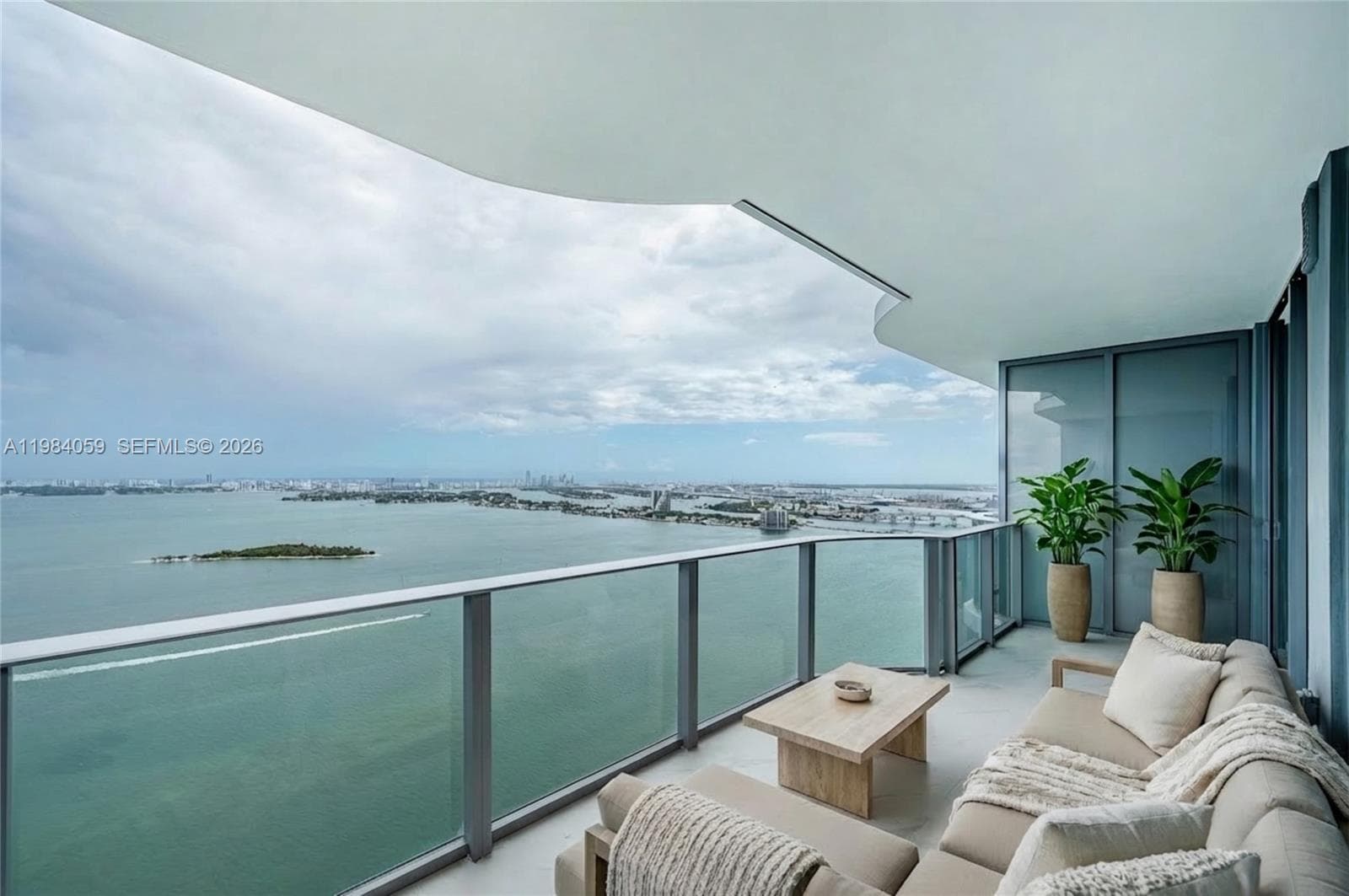 700 24th St 3504 photo 16