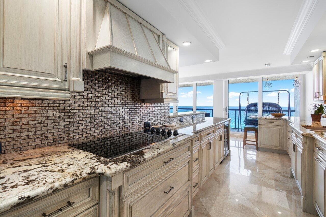 2727 S Ocean Boulevard 1405 photo 15