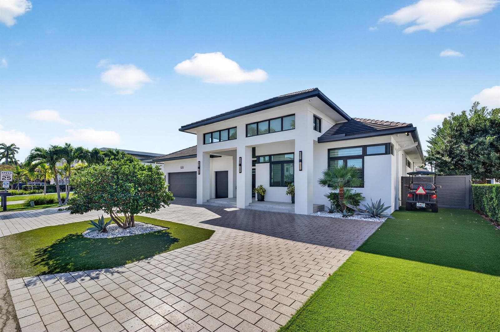 520 Golden Harbour Drive photo 1