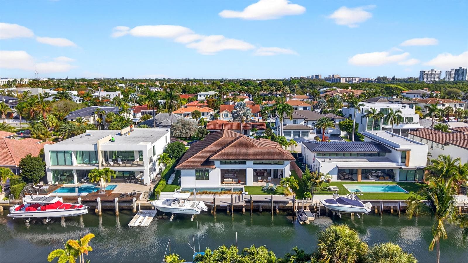 520 Golden Harbour Drive photo 9