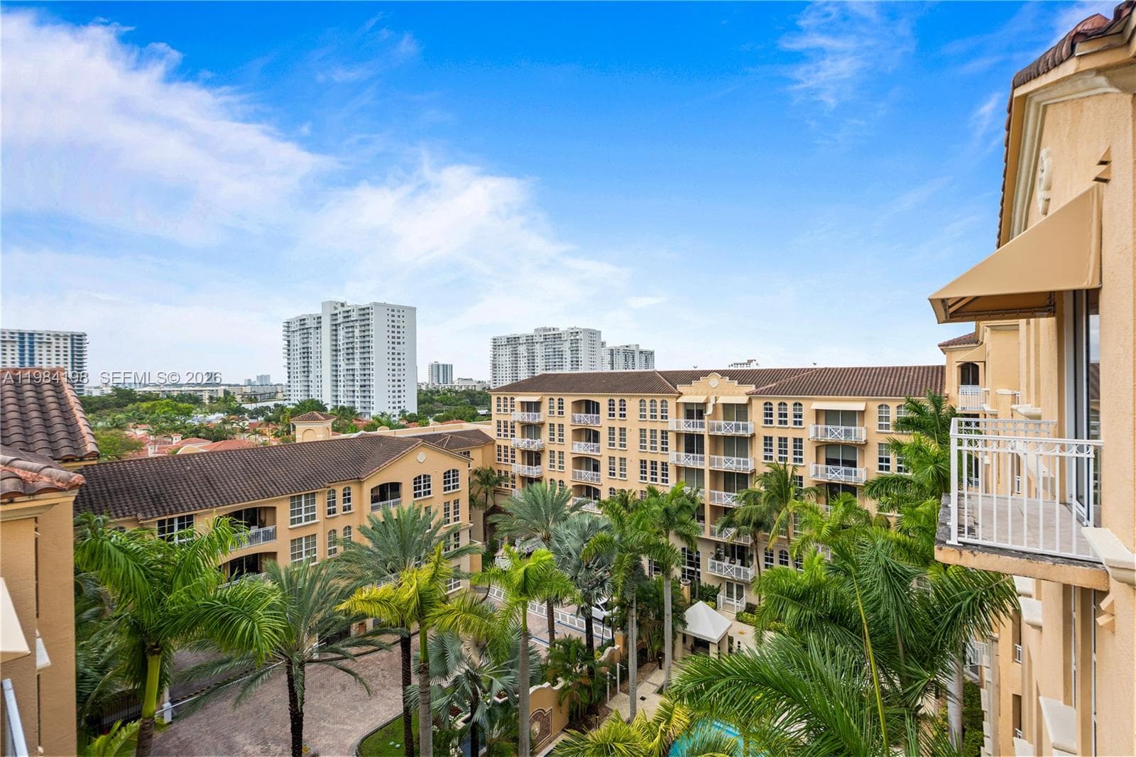 3001 185th St 716 photo 25