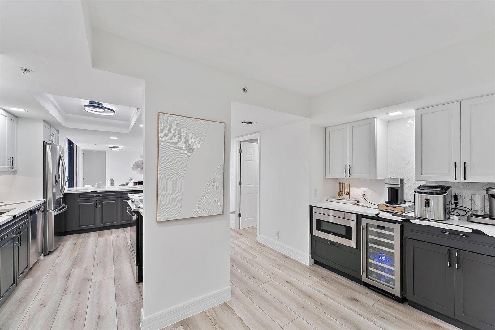 3000 N Ocean Drive 14a photo 2