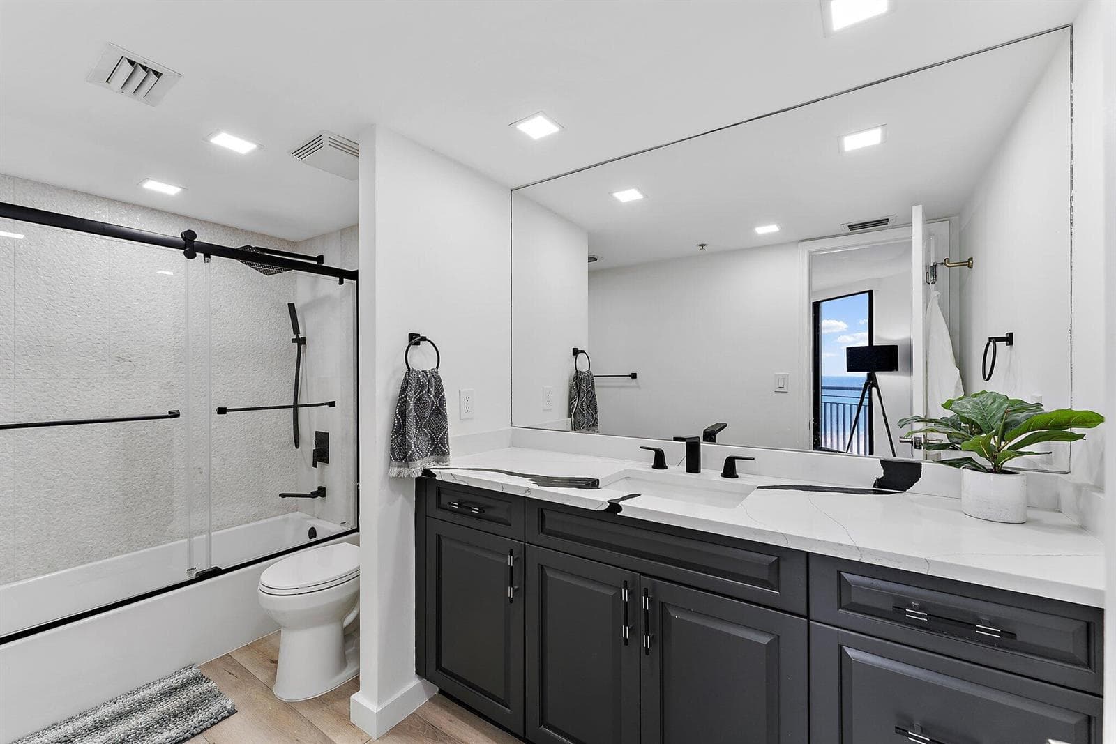 3000 N Ocean Drive 14a photo 20