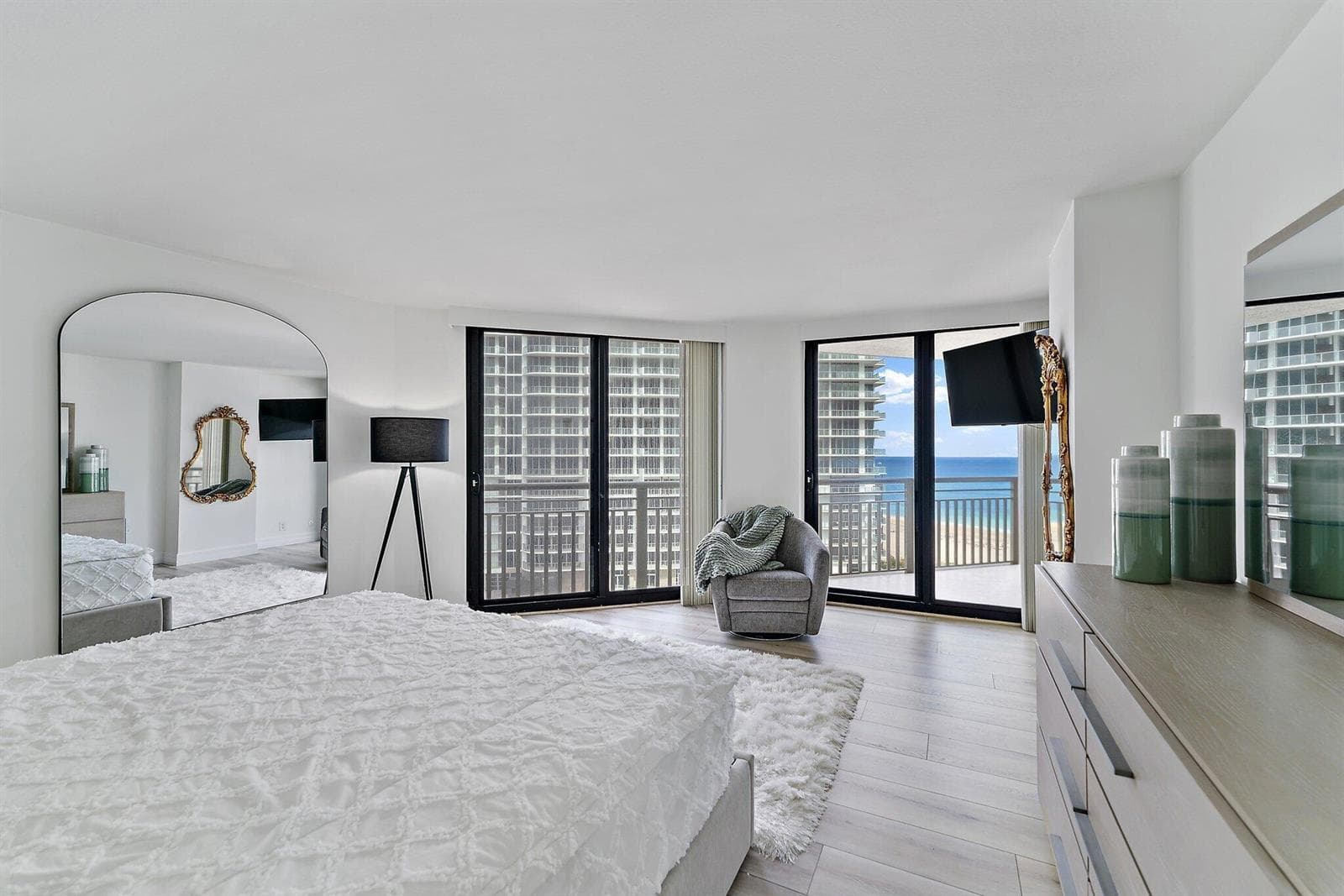 3000 N Ocean Drive 14a photo 11