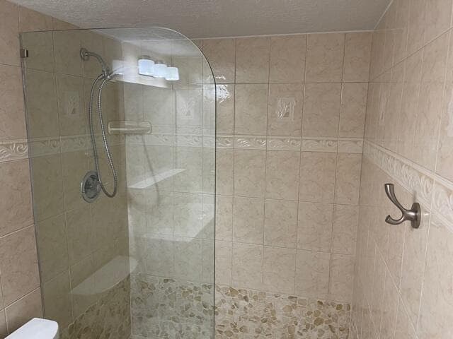 2731 NE 14th St Causeway NE 103 photo 15
