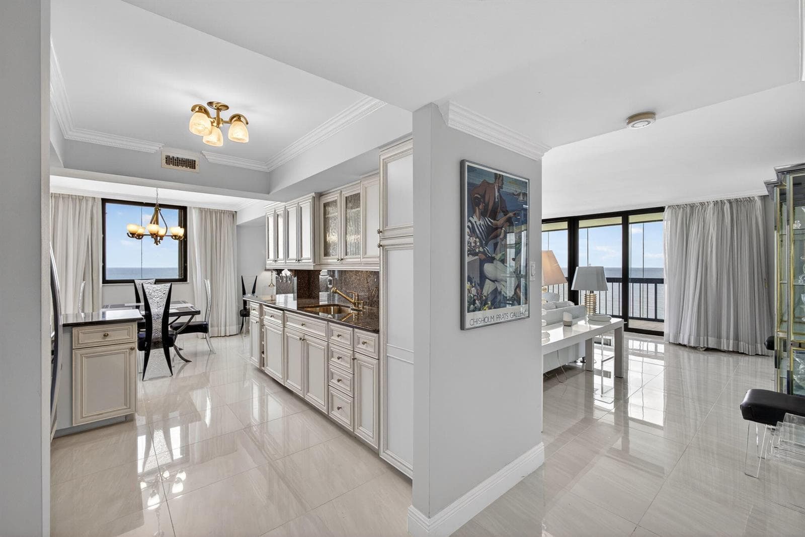 5380 N Ocean Drive 12e photo 1