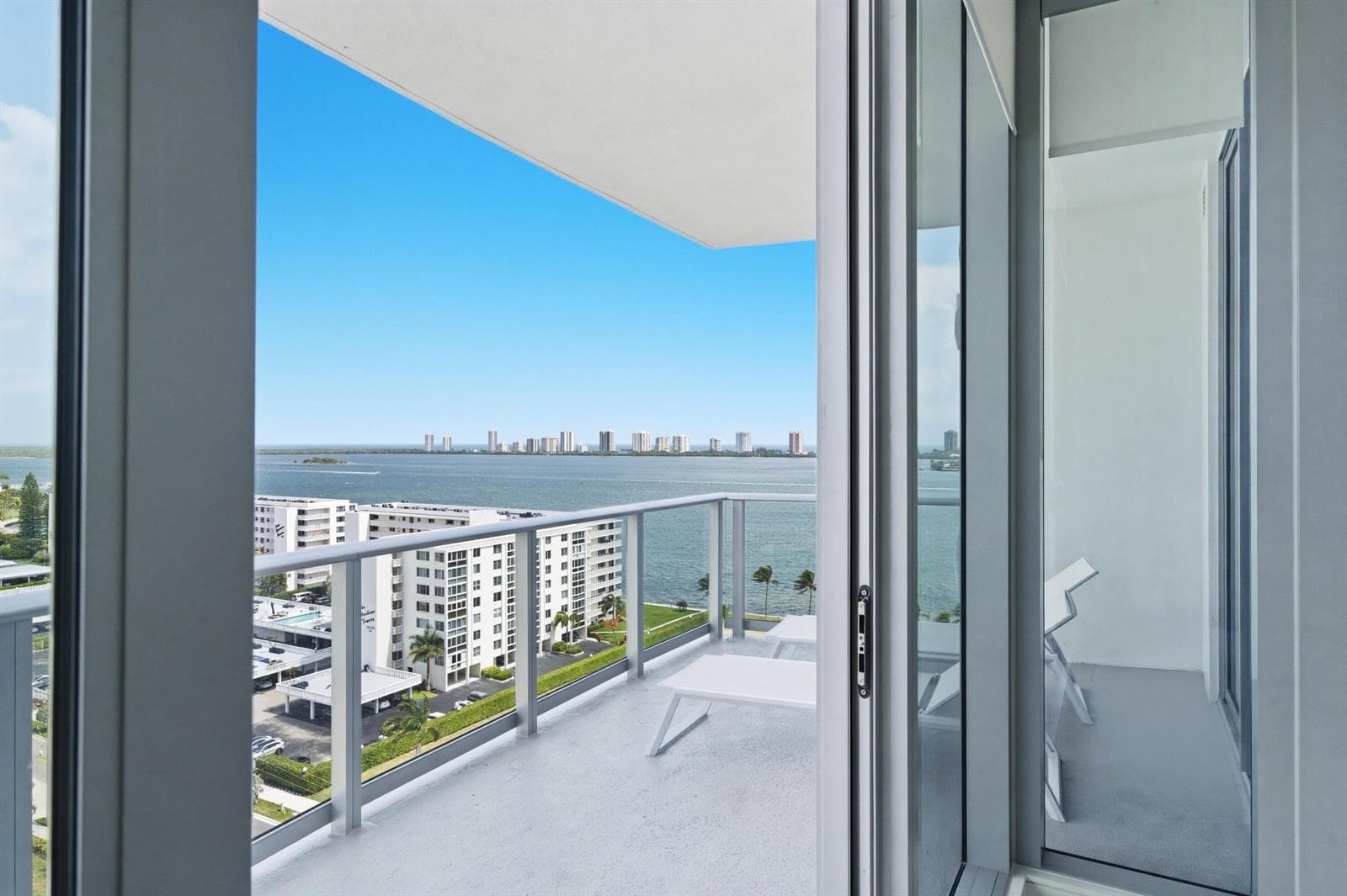 220 Lake Shore Drive 1205 photo 6