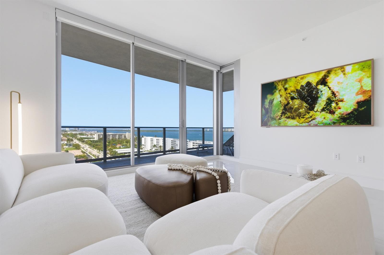 220 Lake Shore Drive 1205 photo 3