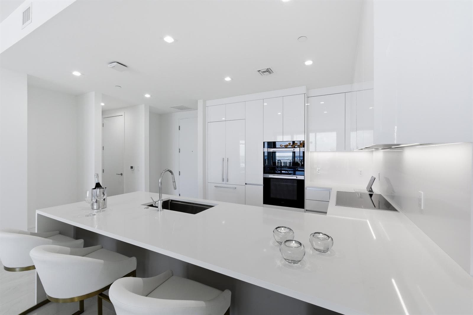 220 Lake Shore Drive 1205 photo 14