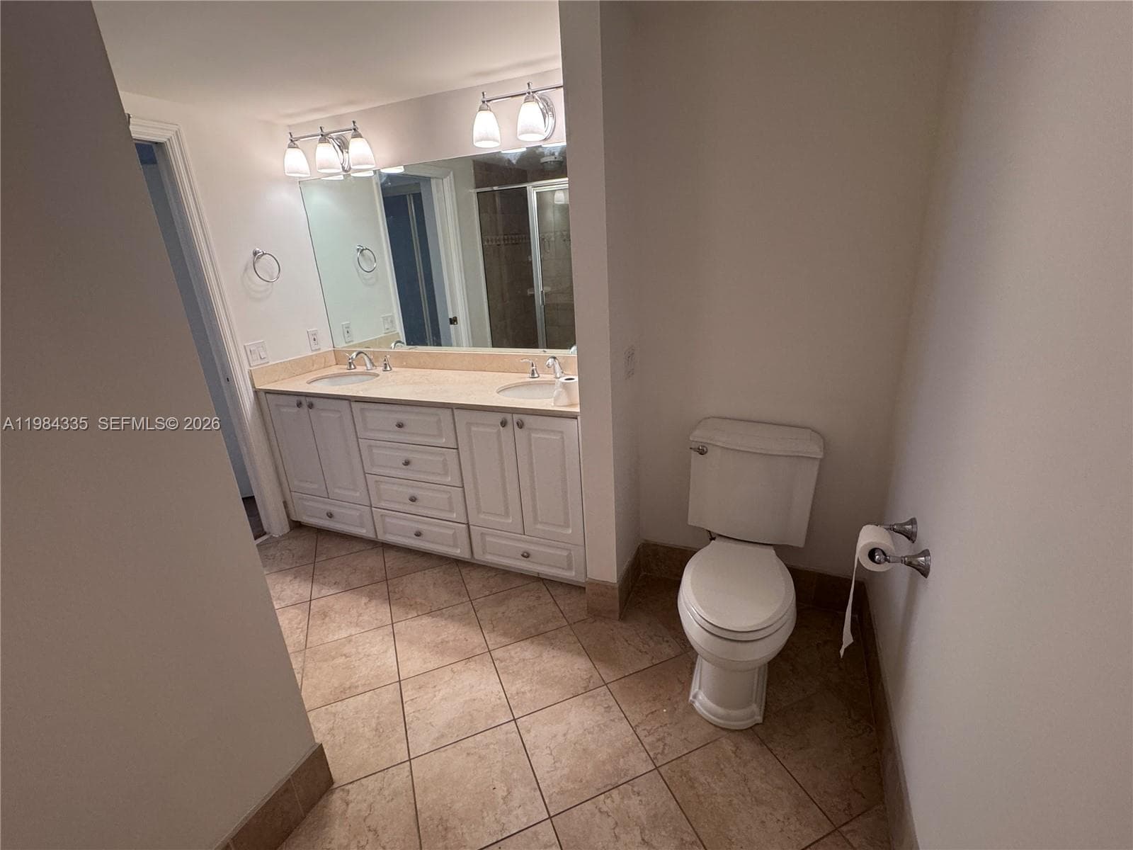 3610 Yacht Club Dr 1002 photo 18