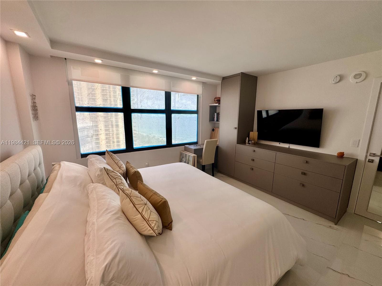 9801 Collins Ave 20E photo 16