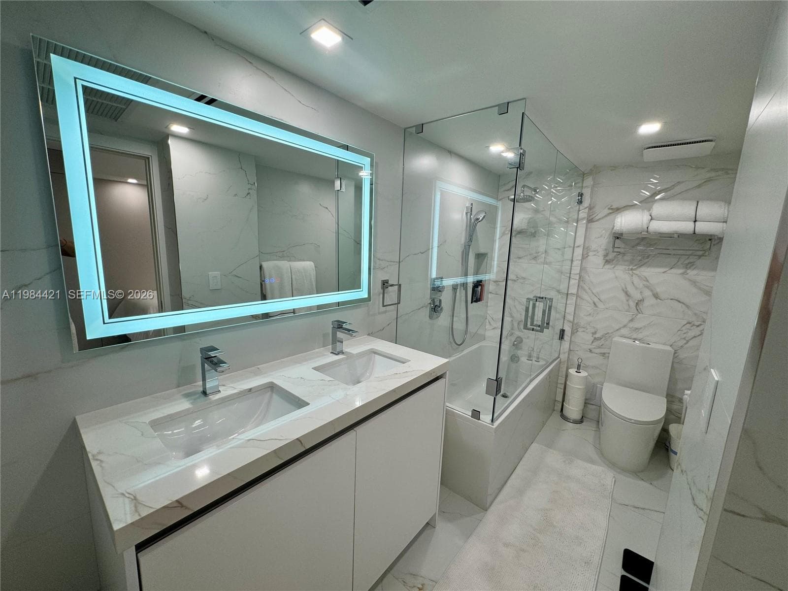 9801 Collins Ave 20E photo 22