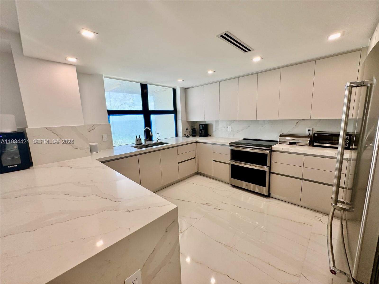 9801 Collins Ave 20E photo 10
