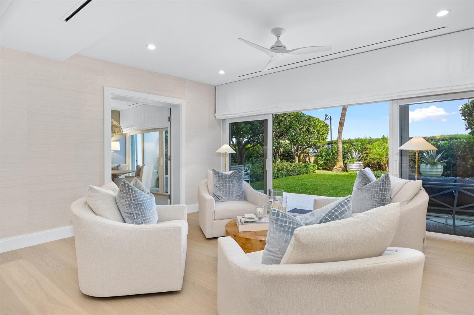 300 S Ocean Boulevard 1b photo 4