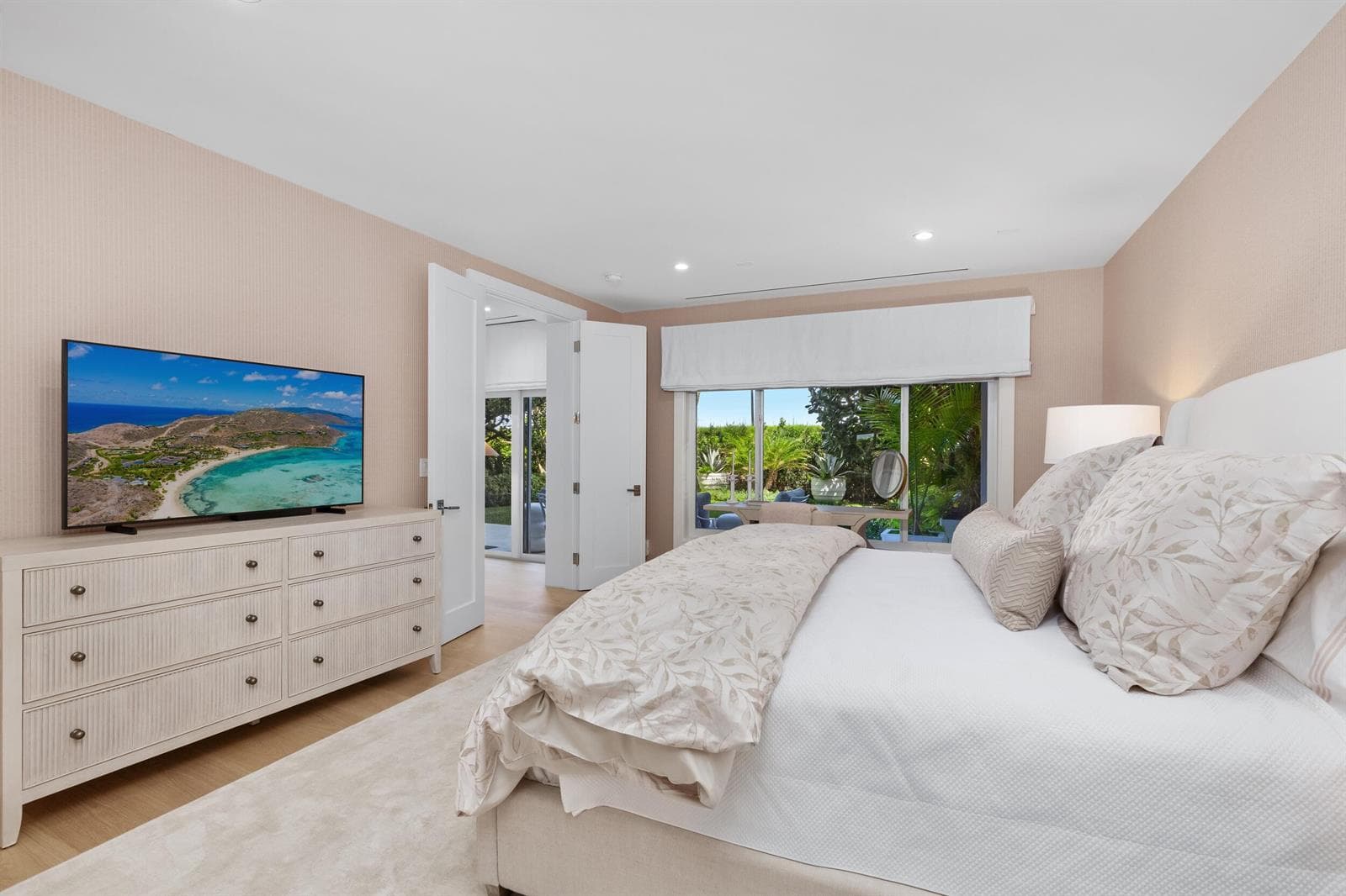 300 S Ocean Boulevard 1b photo 25
