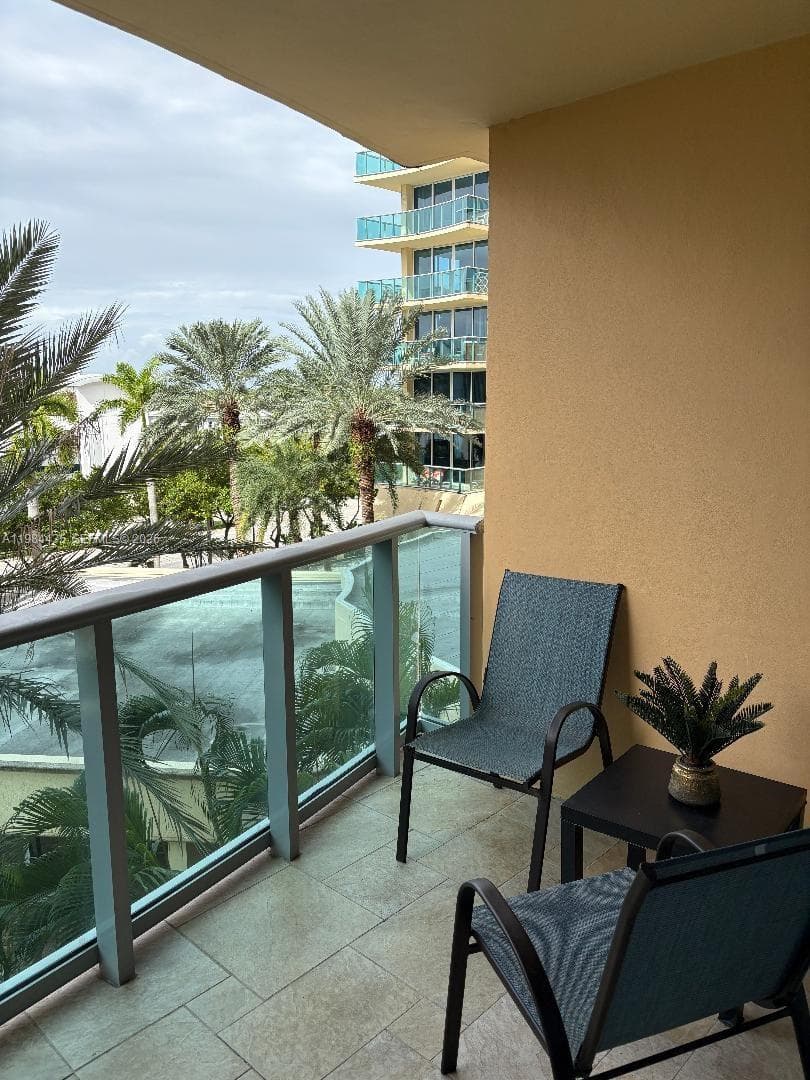 2501 S Ocean Dr 429 photo 12