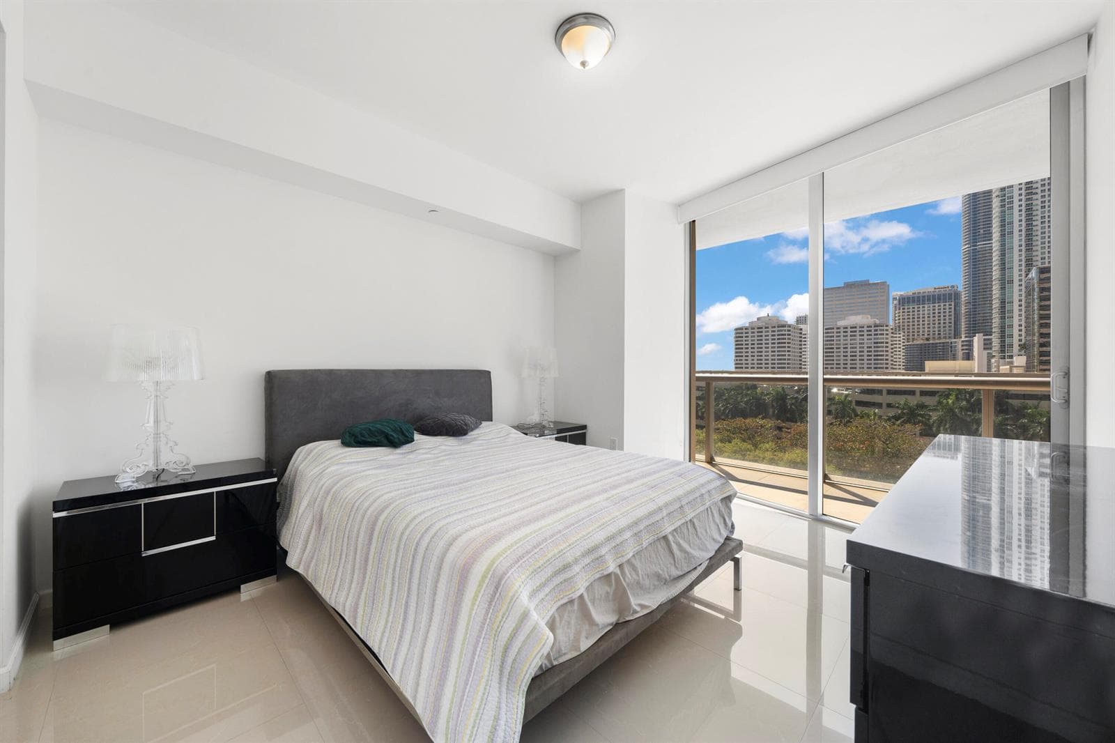 495 Brickell Avenue 811 photo 17