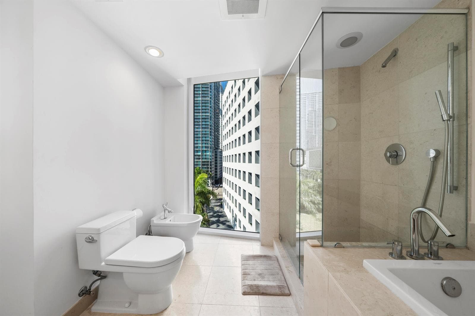 495 Brickell Avenue 811 photo 16