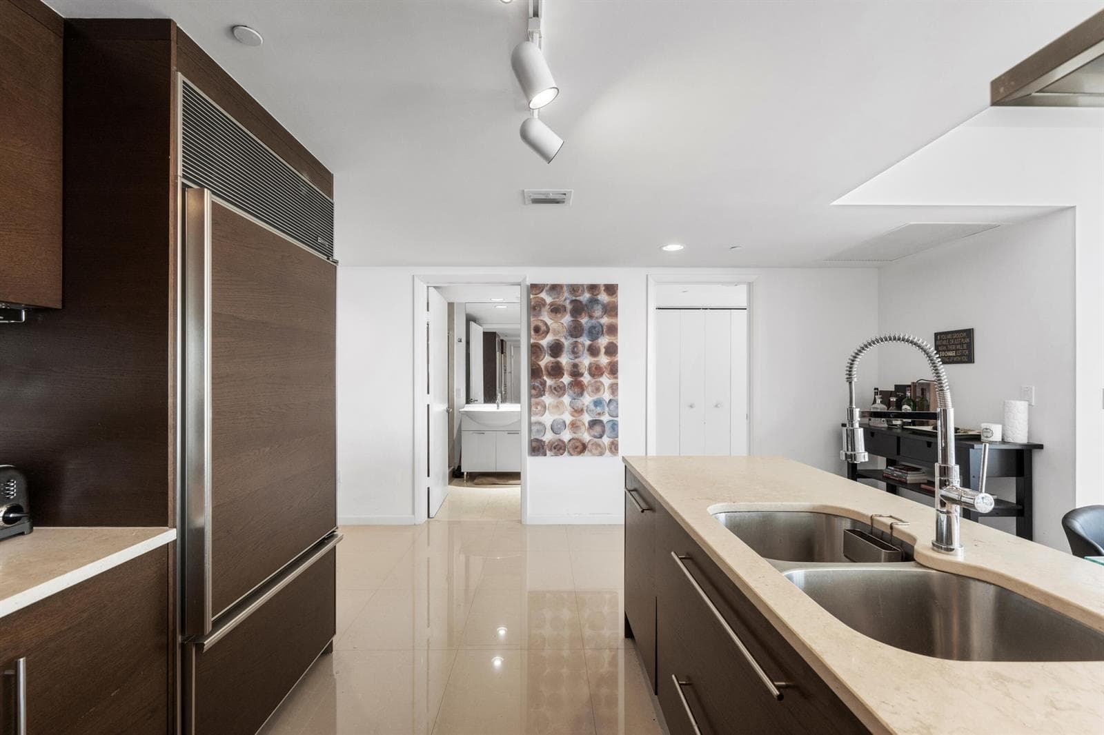 495 Brickell Avenue 811 photo 10
