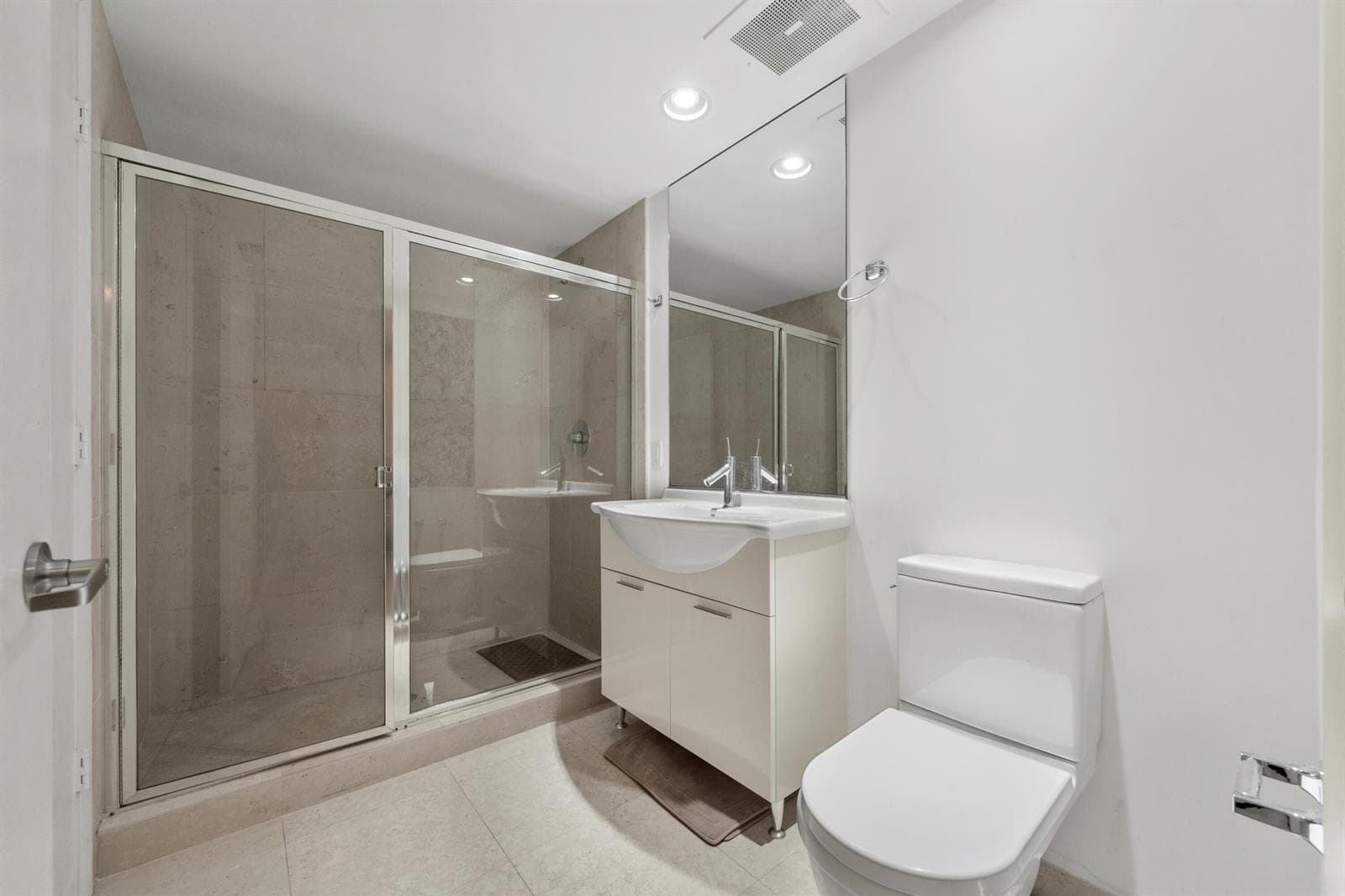 495 Brickell Avenue 811 photo 18