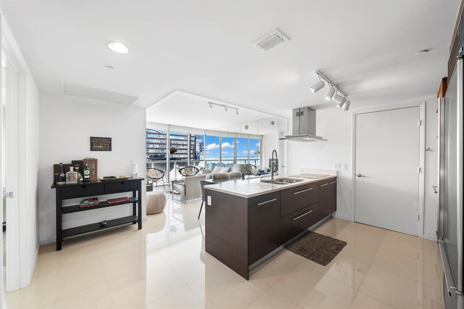 495 Brickell Avenue 811 photo 8