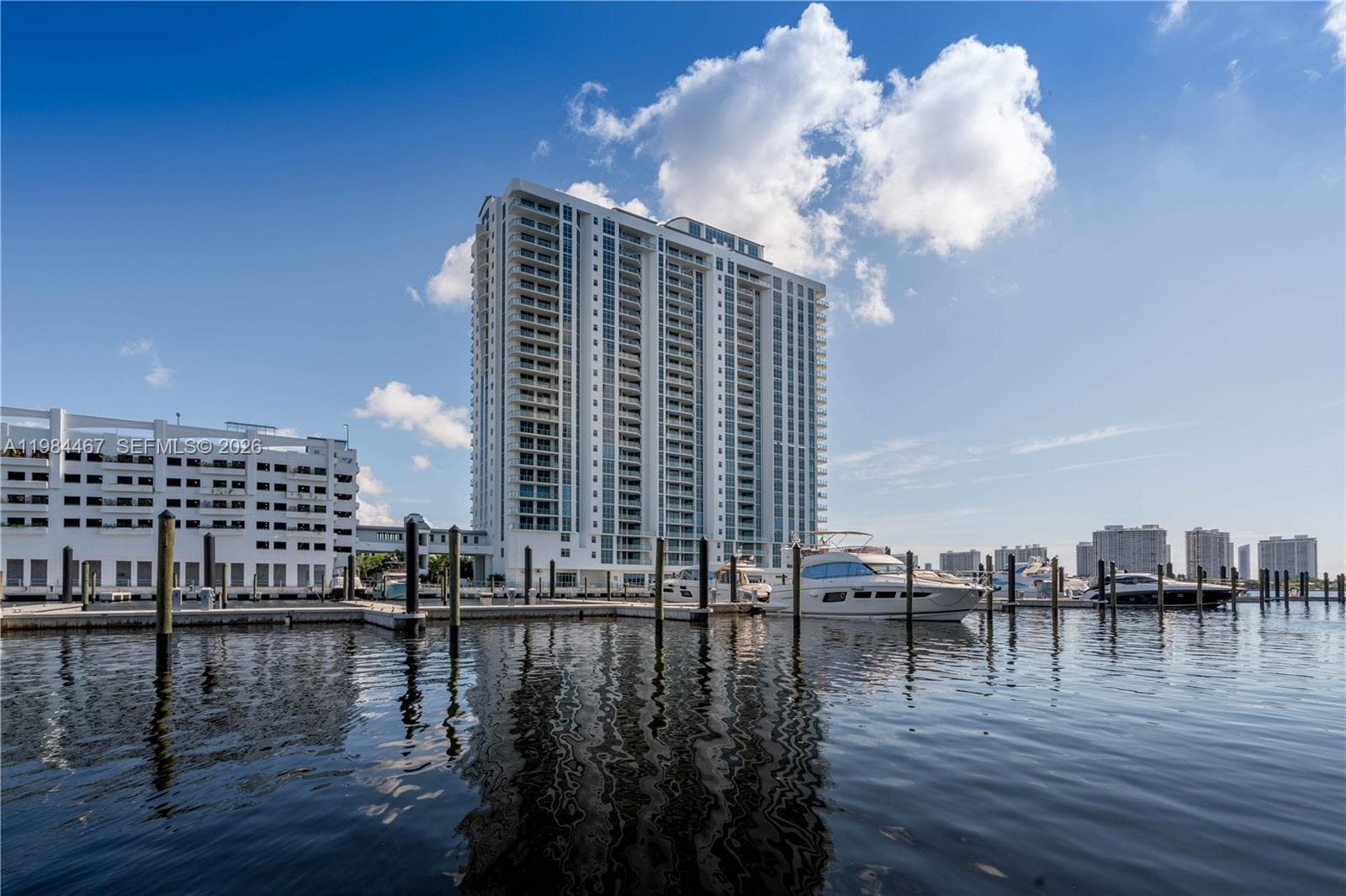 17301 Biscayne Blvd 1803 photo 20