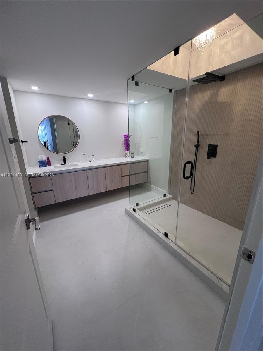 19707 Turnberry Way 5A photo 4