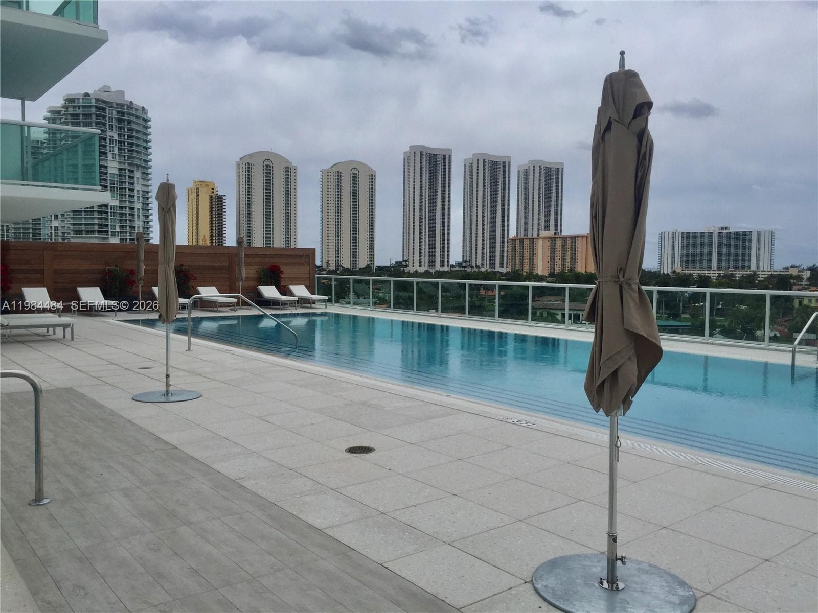 400 Sunny Isles Blvd 1105 photo 17