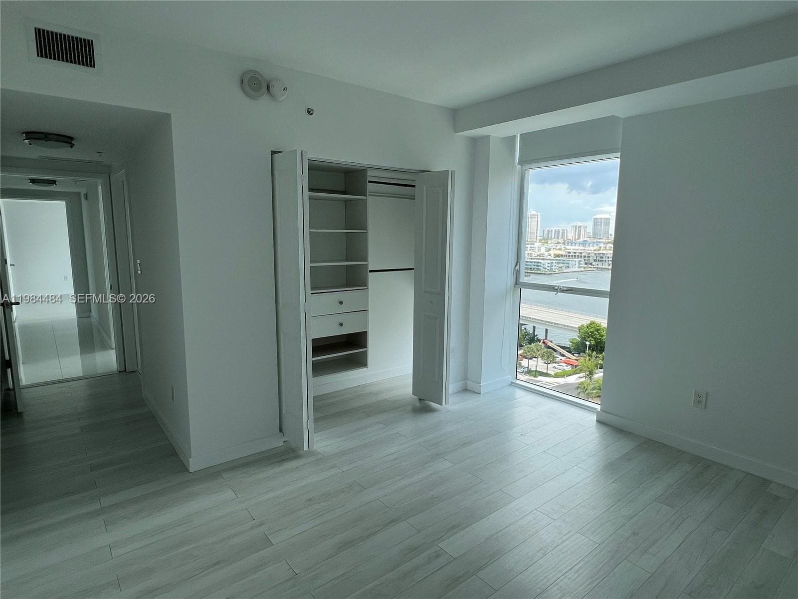 400 Sunny Isles Blvd 1105 photo 14