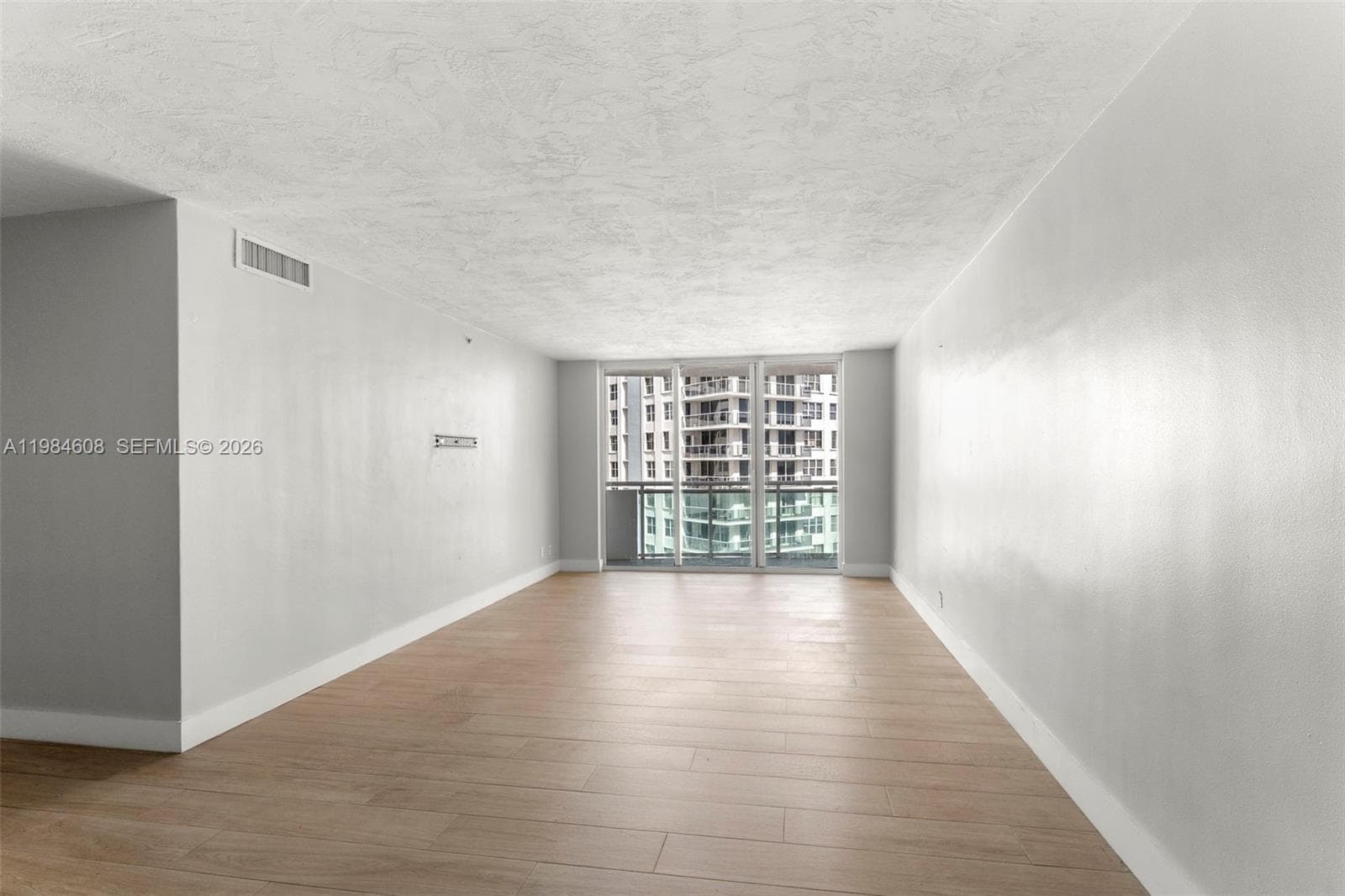 3001 Ocean Dr 1145 photo 2