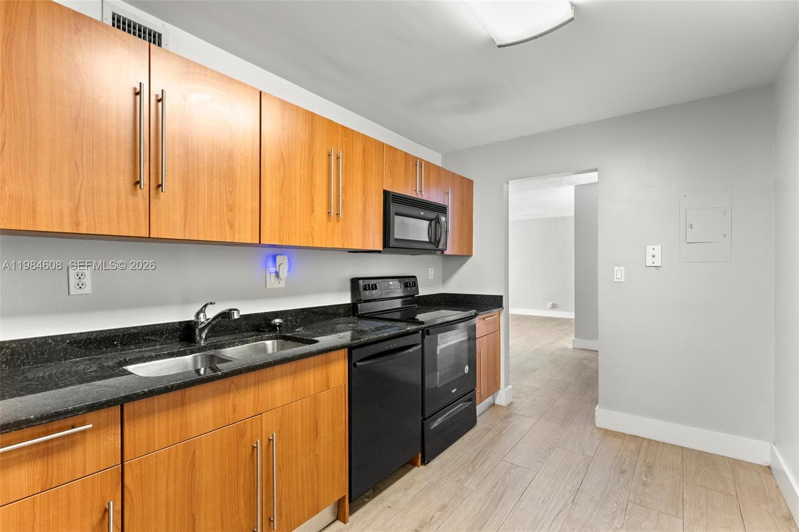 3001 Ocean Dr 1145 photo 17