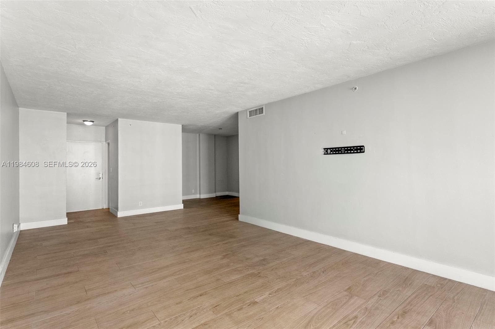 3001 Ocean Dr 1145 photo 7