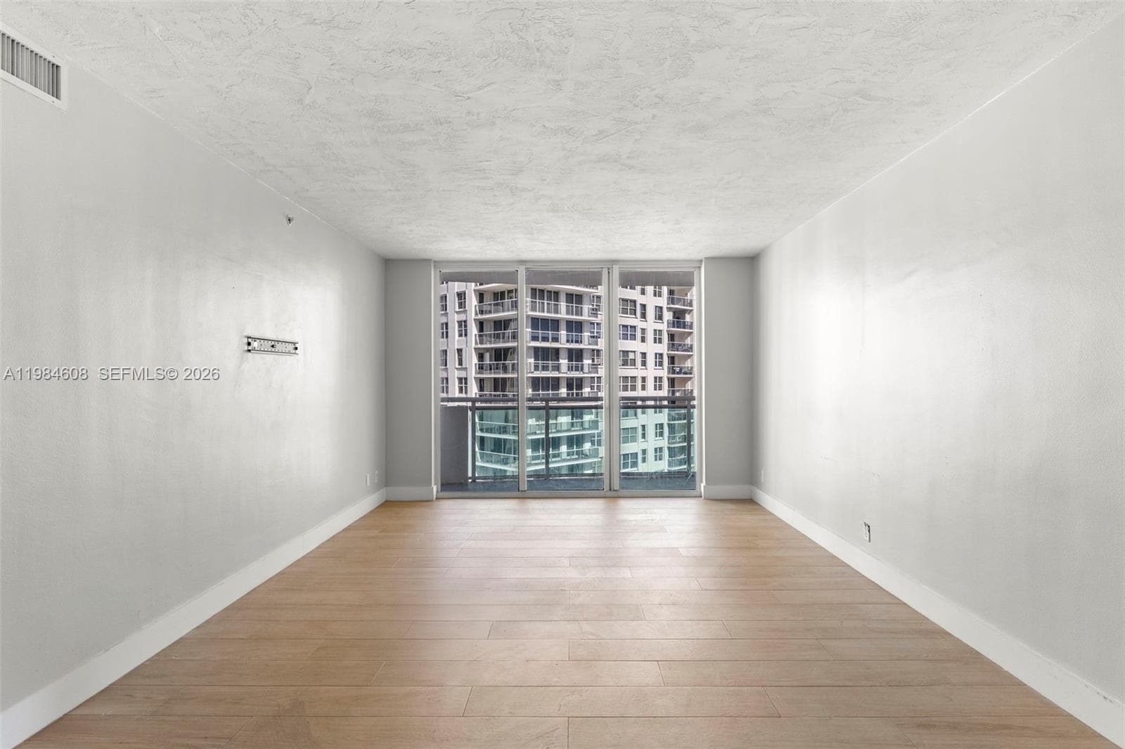 3001 Ocean Dr 1145 photo 4