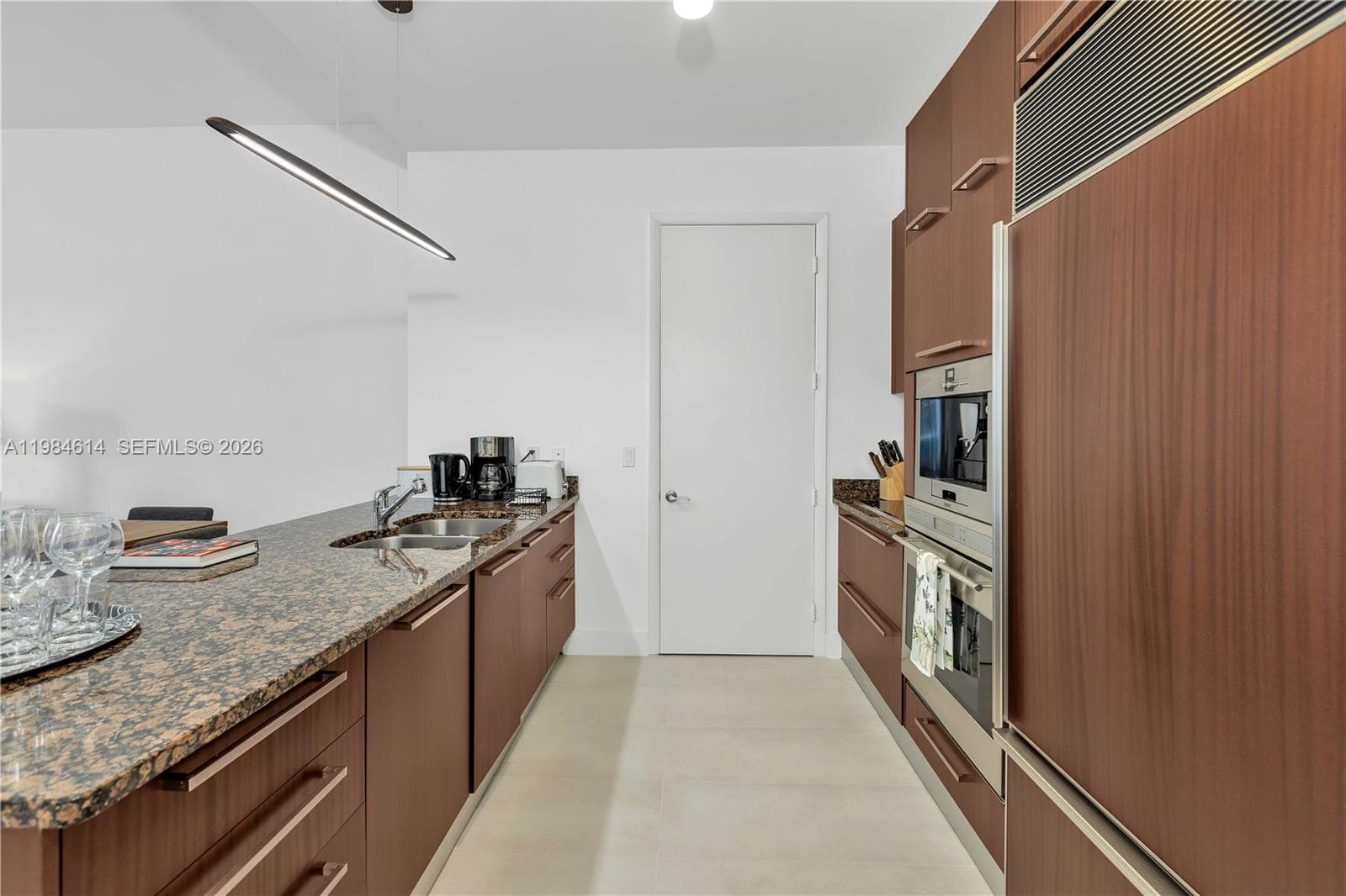 3802 photo 11