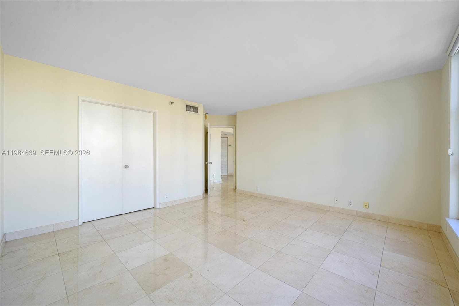 19101 36th Ct 2006 photo 12