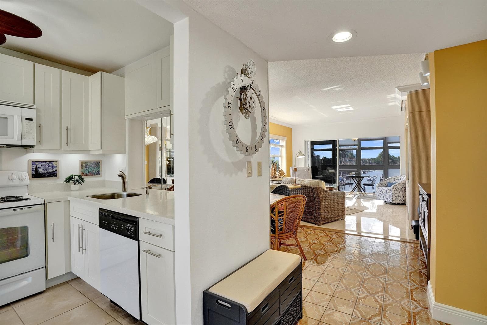 1481 S Ocean Boulevard 412 photo 24