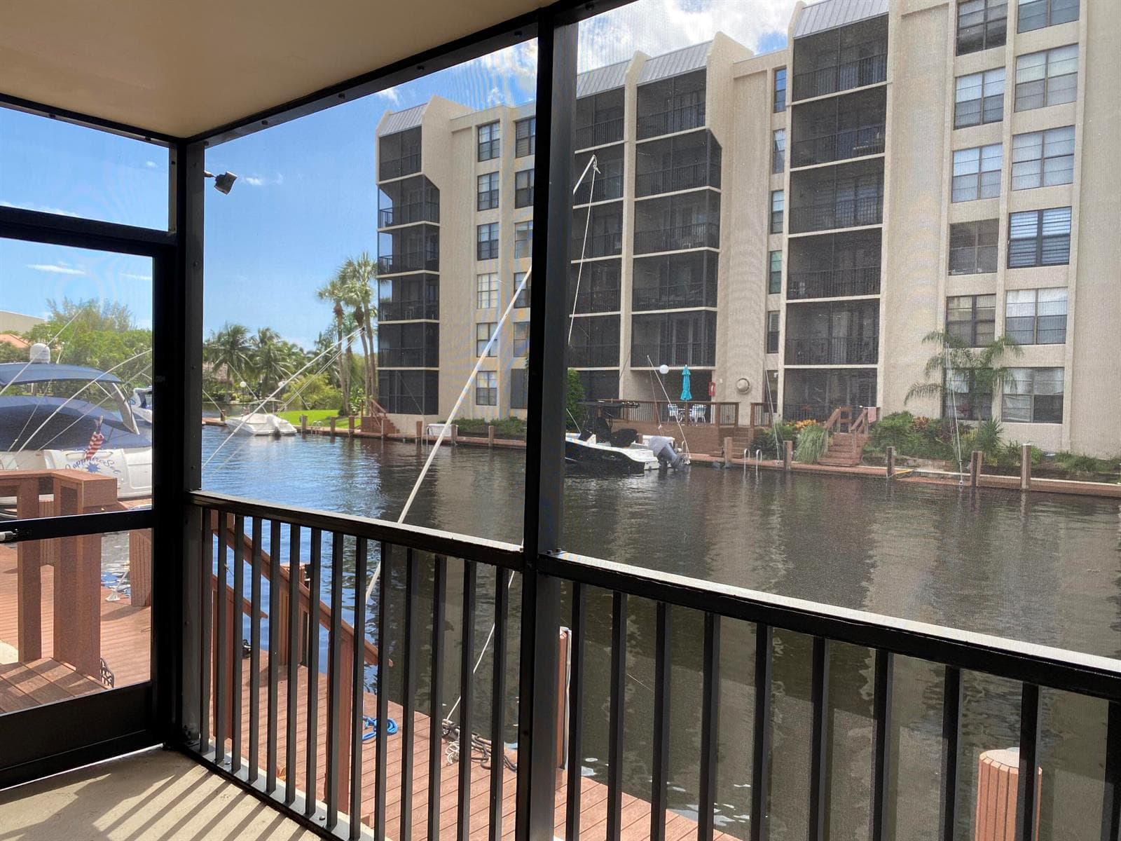 8 Royal Palm Way 107 photo 1
