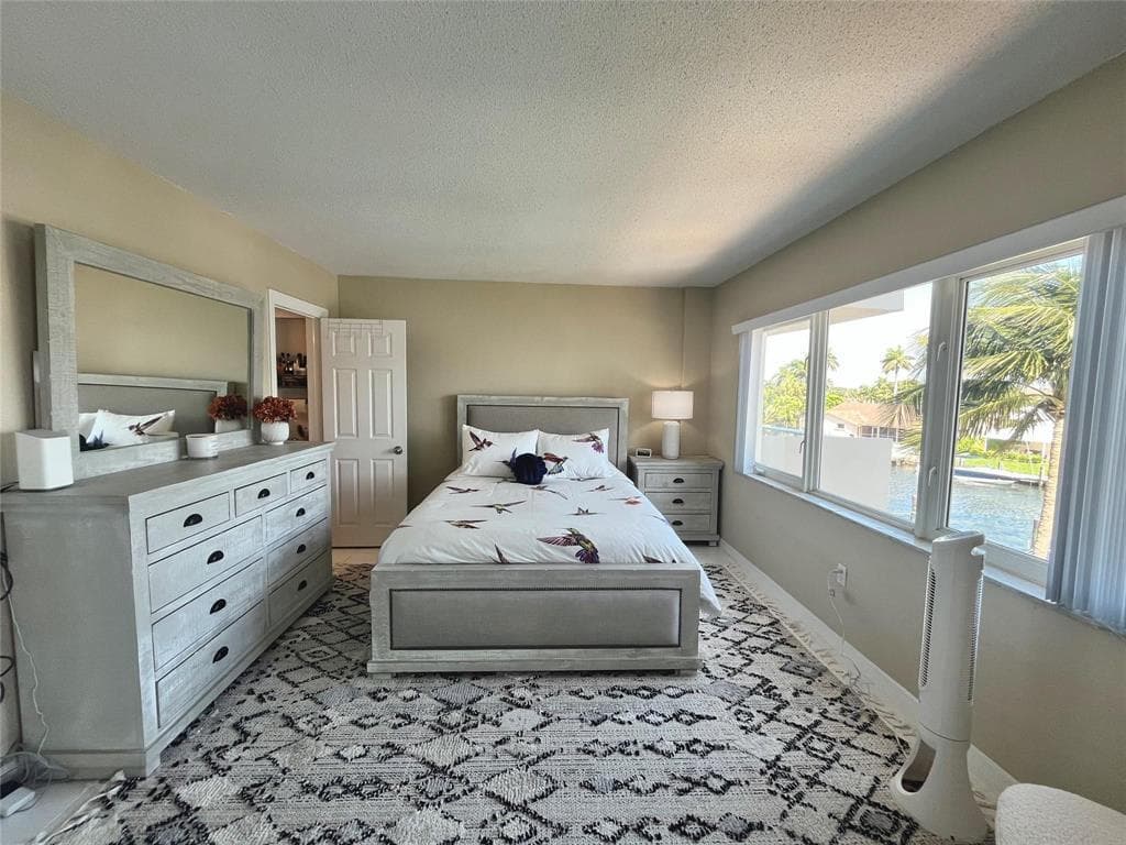 140 NE 28th Avenue 305 photo 13