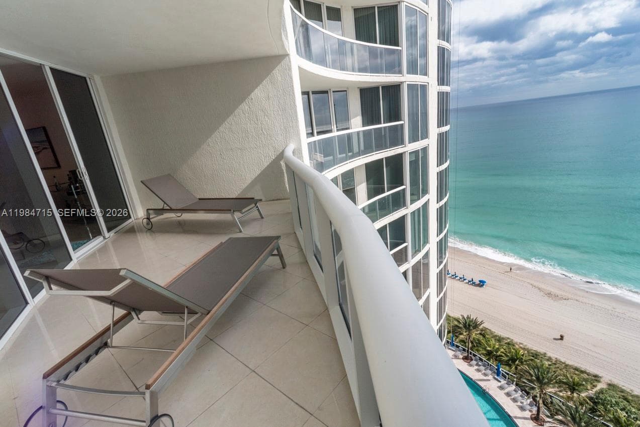 17201 Collins Ave 2104 photo 1