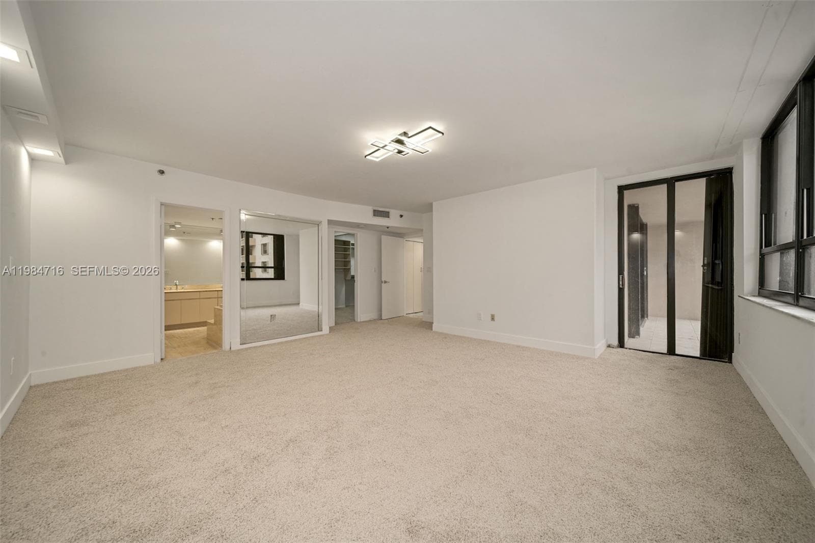 10175 Collins Ave 807 photo 13