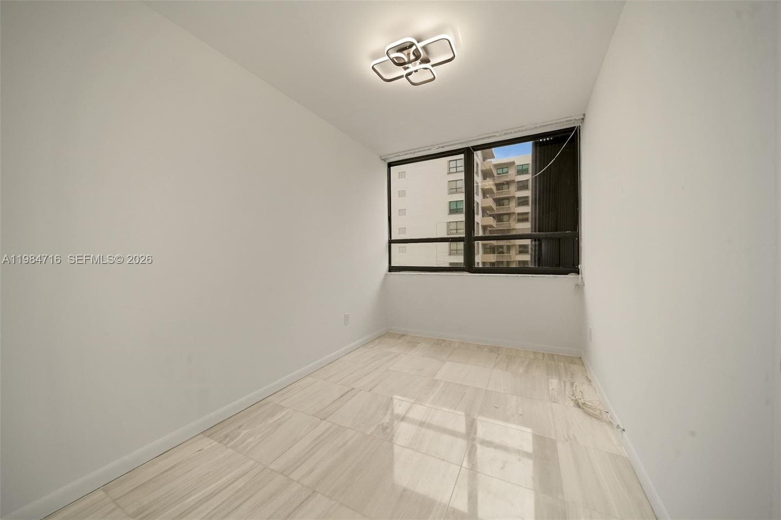 10175 Collins Ave 807 photo 17