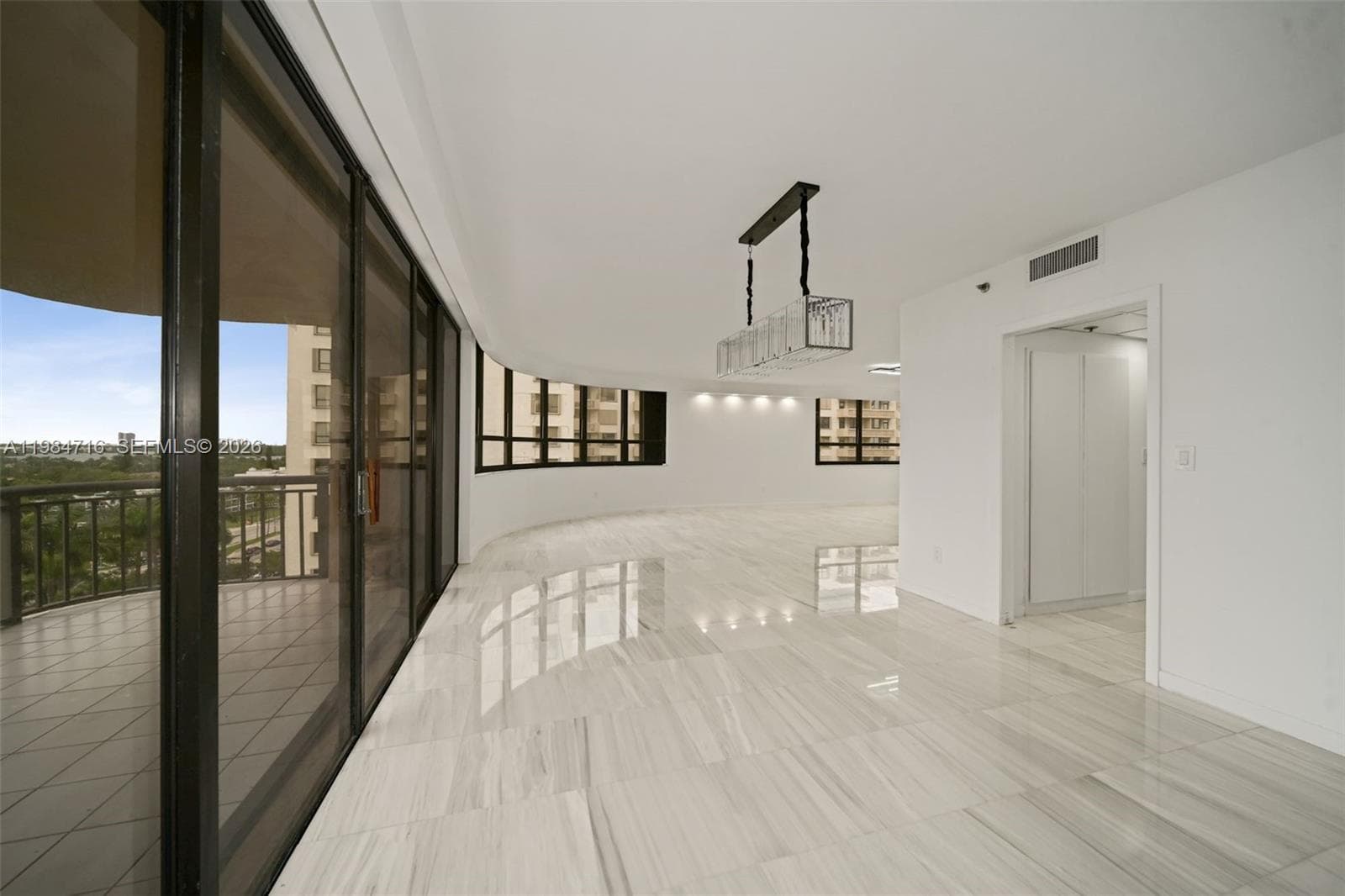 10175 Collins Ave 807 photo 12