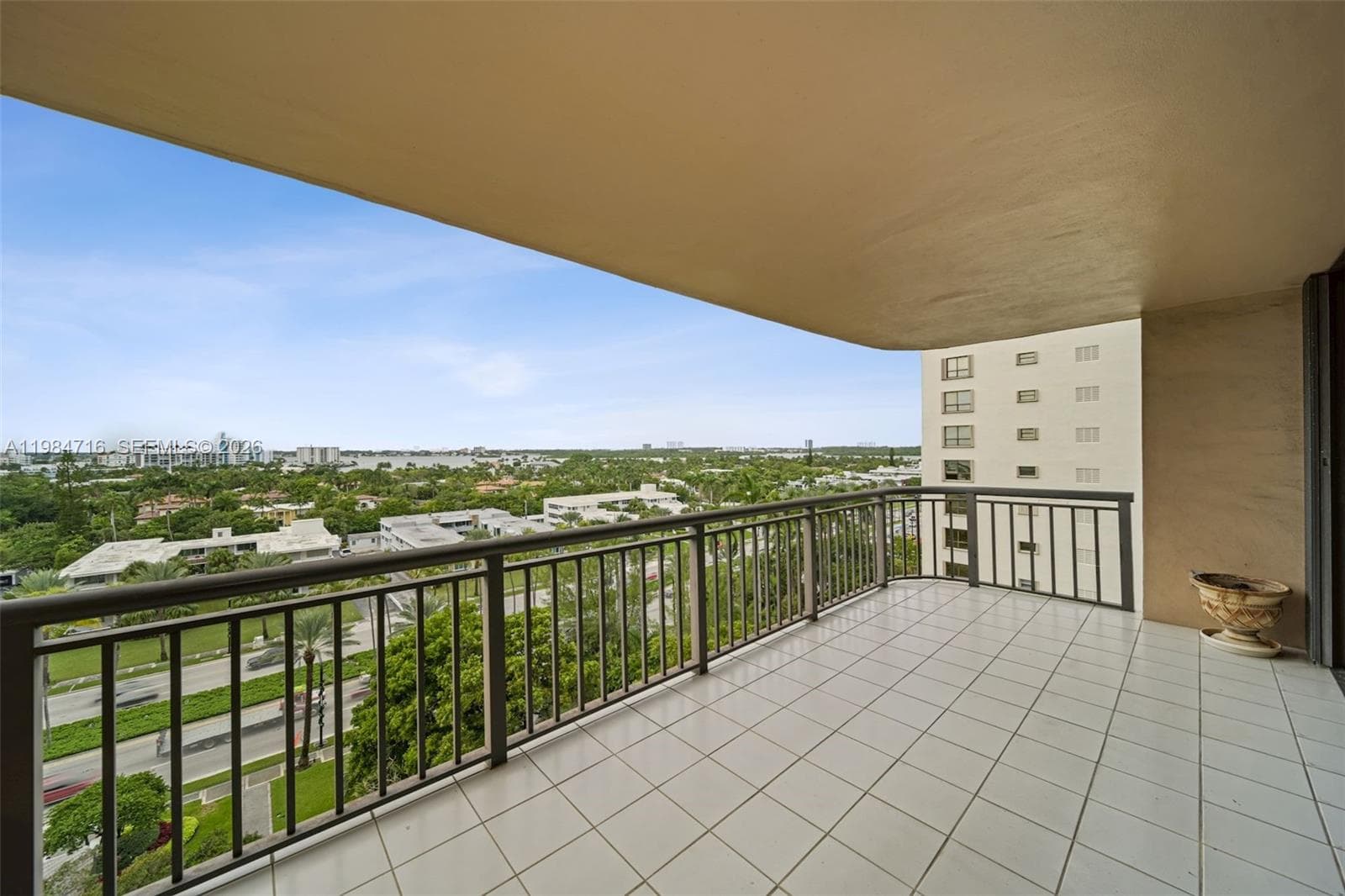10175 Collins Ave 807 photo 1