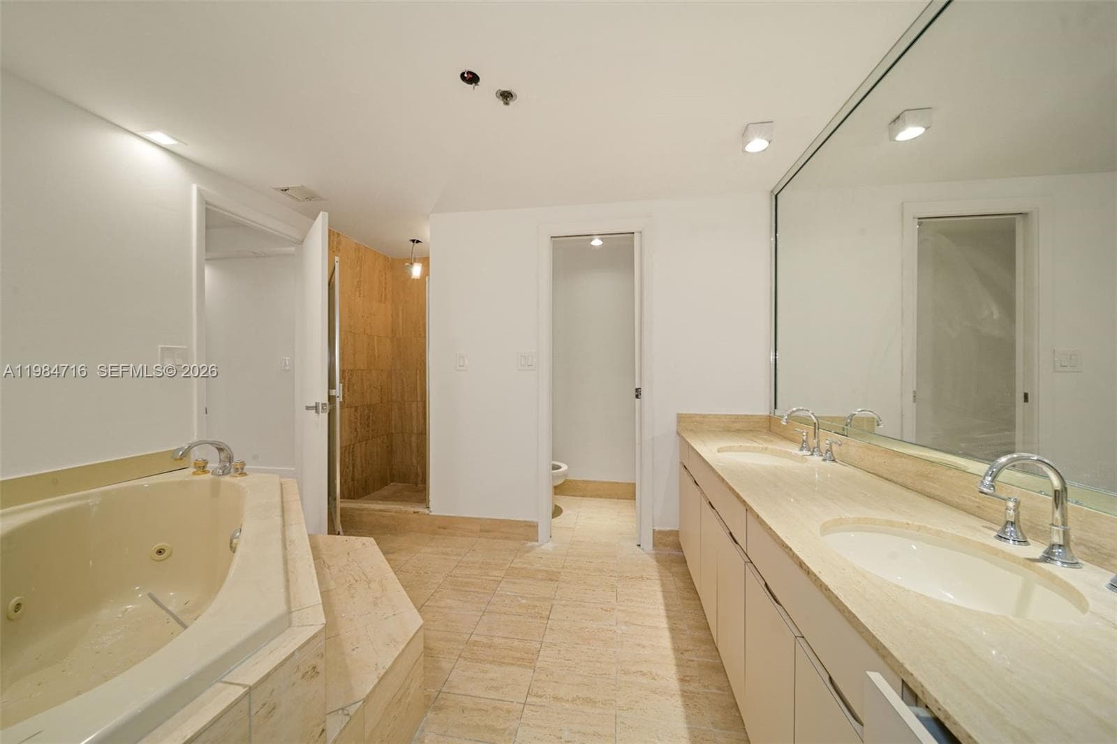 10175 Collins Ave 807 photo 14