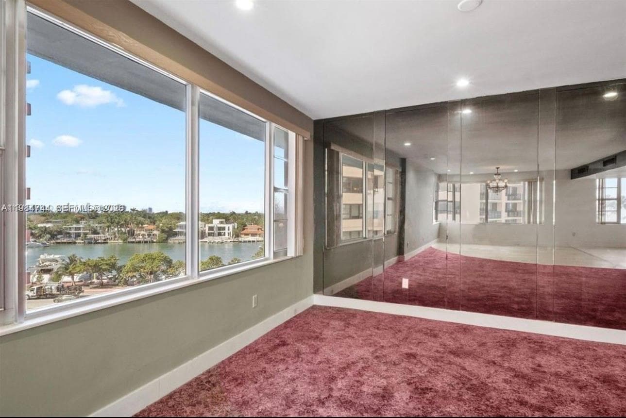 5255 Collins Ave 5J photo 3