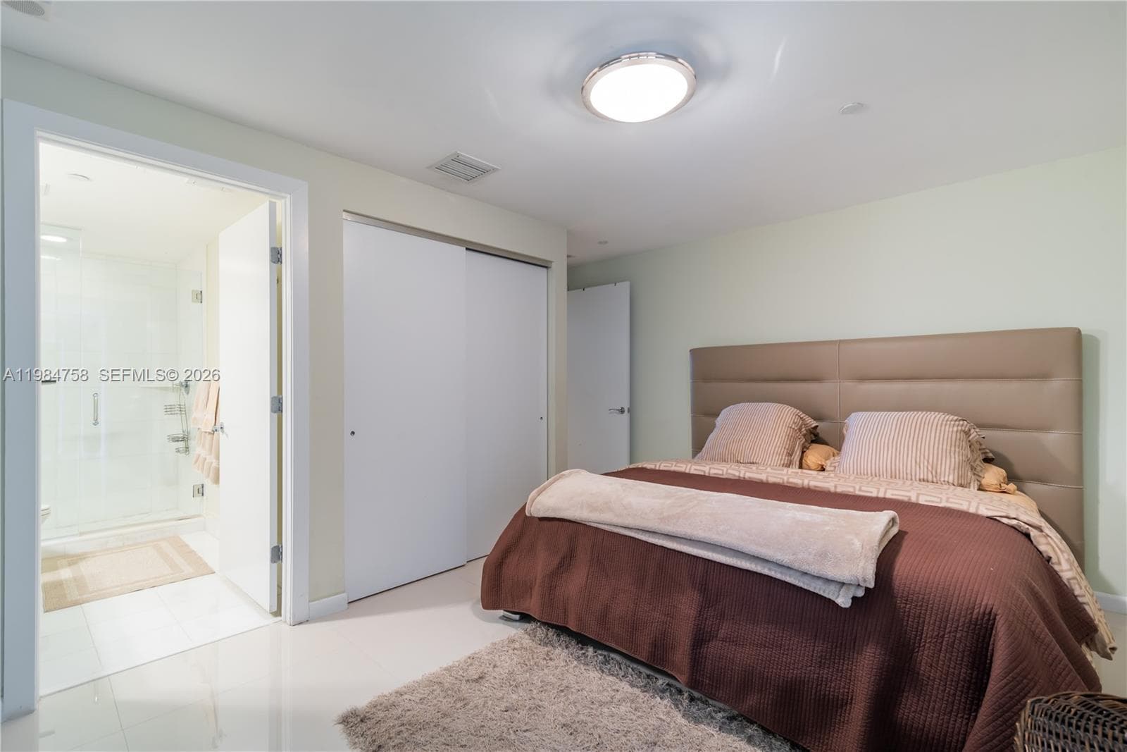 2950 188th ST 504 photo 11