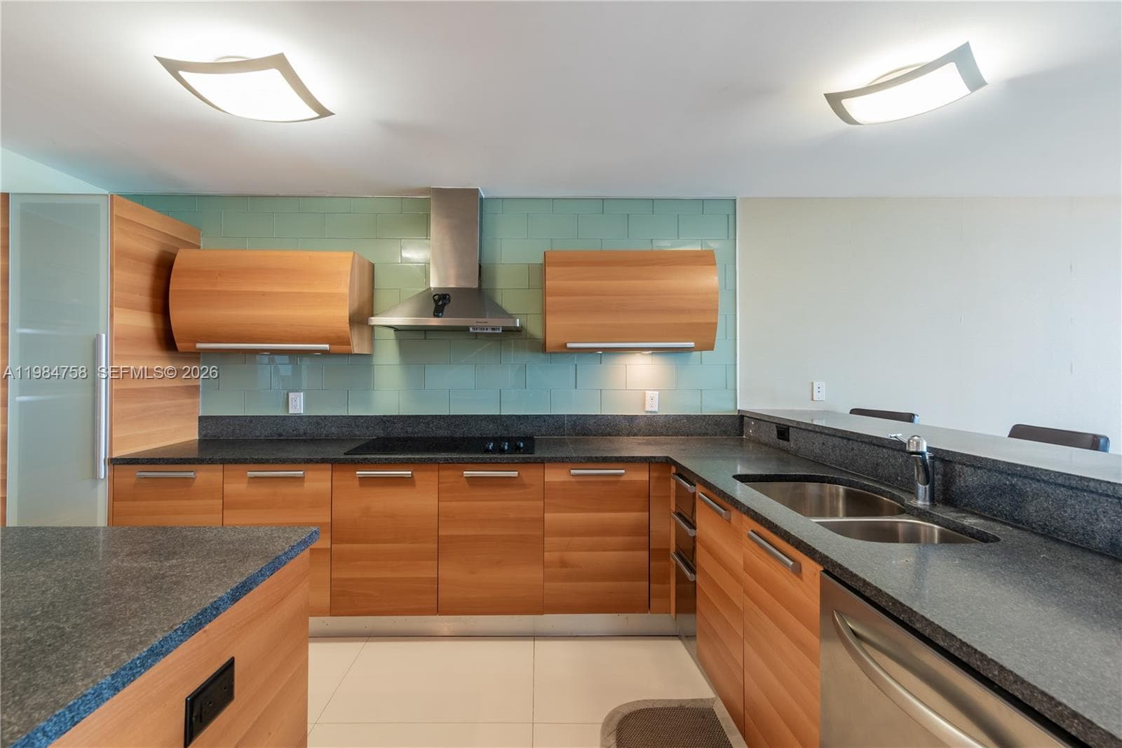 2950 188th ST 504 photo 21